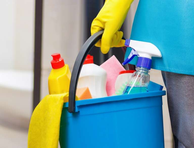 Cleaning A Commercial Washroom